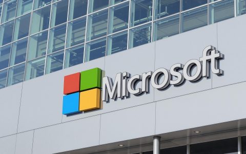 Microsoft avverte: il supporto per Windows 10 terminerà nel 2025