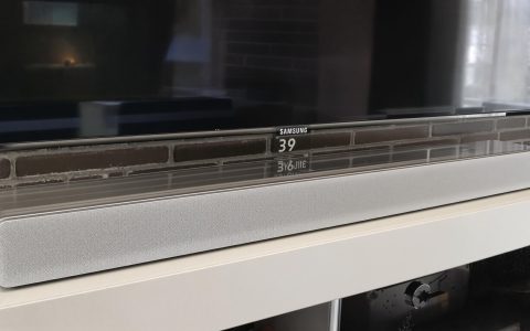Soundbar Samsung HW-Q990D: problemi con l'aggiornamento firmware