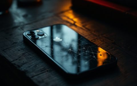 WhatsApp smetterà di funzionare su alcuni iPhone dal 2025