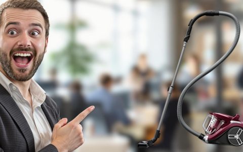 Ribasso del 50% sull'Aspirapolvere Rowenta Compact Power XXL (oggi a soli 82€)