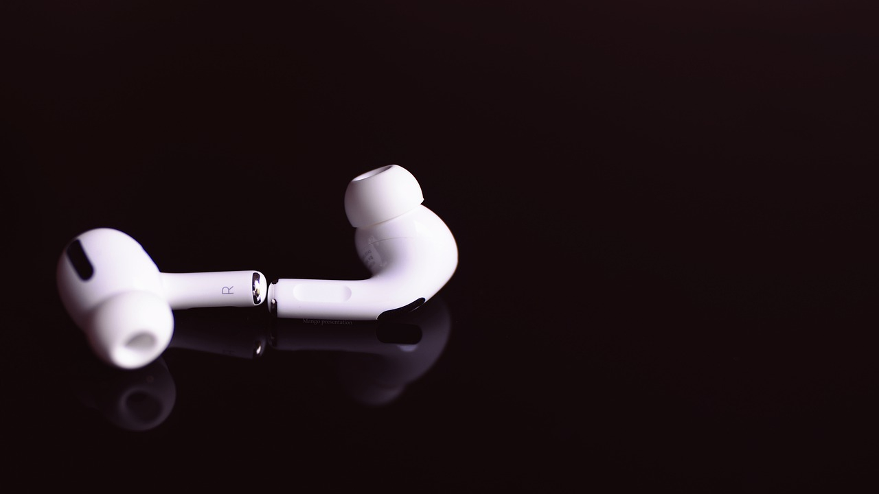 Pulire Airpods: prodotti consigliati e errori da evitare - Melablog