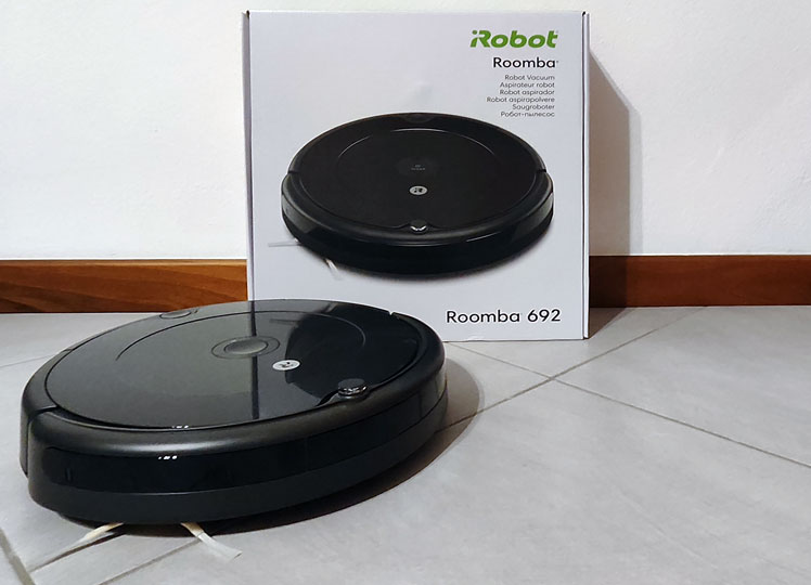 iRobot Roomba 692: la confezione