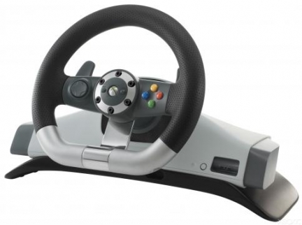 Microsoft riduce il prezzo del volante wireless in USA Microsoft riduce il prezzo del volante wireless in USA