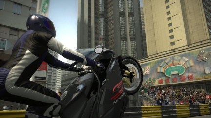 Project Gotham Racing 4 ritarda, ma si mostra in nuove immagini