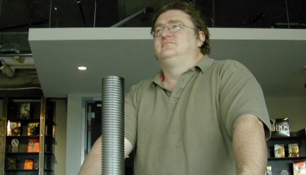 Gabe Newell parla di Half-Life 2 Episode 3 e Oranger Box