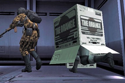 Uomo fugge di prigione come Solid Snake: da dentro una scatola di cartone!