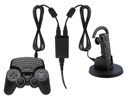 PlayStation 3: keypad wireless e caricatore da presa