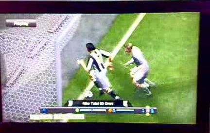 Pro Evolution Soccer 2009: bug muro invisibile sulla linea di porta