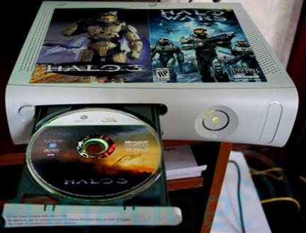 Halo Wars: il bundle Xbox 360 comprende anche Halo 3