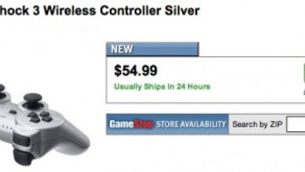 Dualshock 3 di colorazione silver disponibile in USA