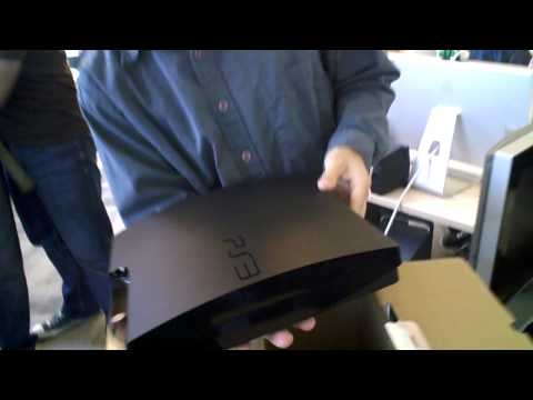 GamesRadar and PTOM unbox the PS3 Slim!