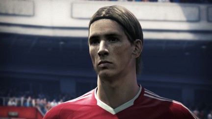 Pro Evolution Soccer 2010: nuovo video dietro le quinte con Torres
