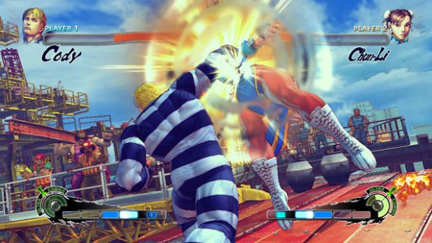 Super Street Fighter IV: Cody prende a mazzate Chun-Li in immagini