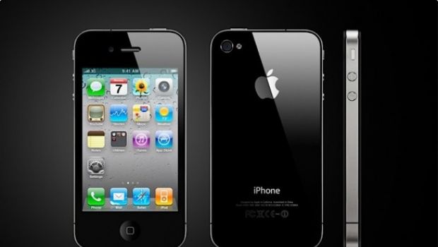 iPhone 4 è tra noi: caratteristiche tecniche e considerazioni videoludiche sul nuovo gioiello Apple