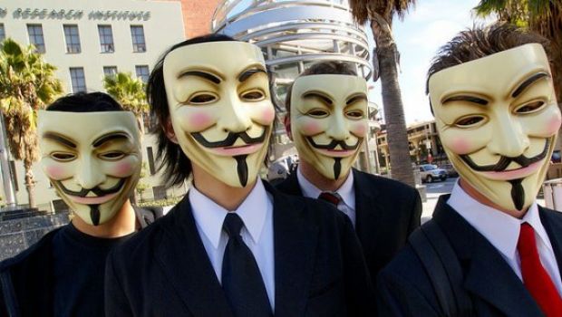 Attacco al PlayStation Network: secondo Sony il gruppo Anonymous è coinvolto