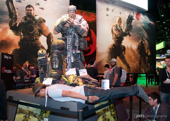 Planking@E3: la moda del planking arriva anche all'E3