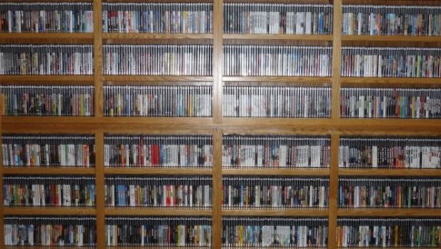 Quest'uomo ha tutti i giochi per PlayStation 2 usciti in America