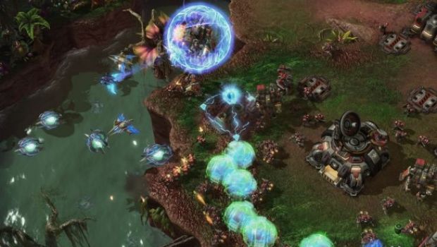 StarCraft II: Heart of the Swarm - pioggia d'immagini dal BlizzCon 11