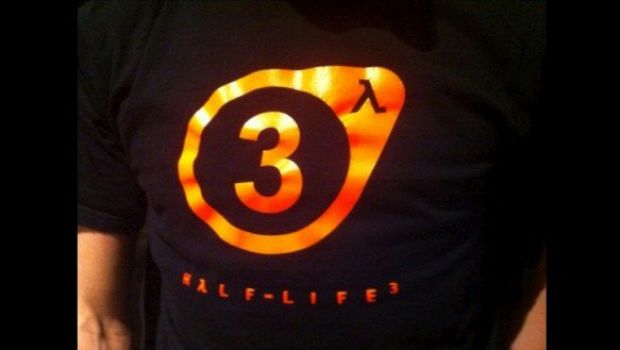 Half-Life 3: il logo sulla maglietta di un dipendente Valve