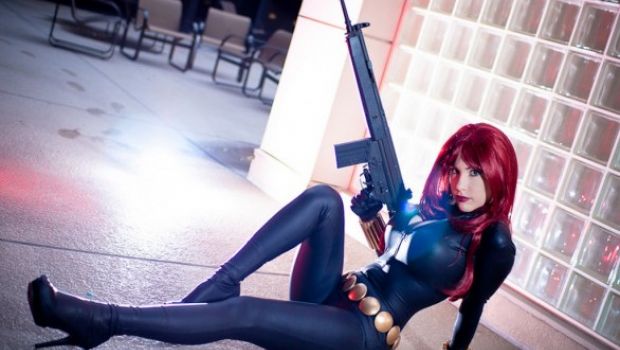 Firefall: gli sviluppatori ingaggiano la cosplayer Crystal Graziano - immagini e video