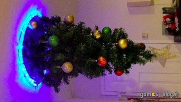 Portal 2: l'albero di Natale a tema - guarda le immagini