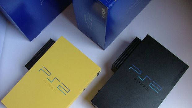 PlayStation 2 dura a morire: 500.000 unità vendute nel periodo natalizio