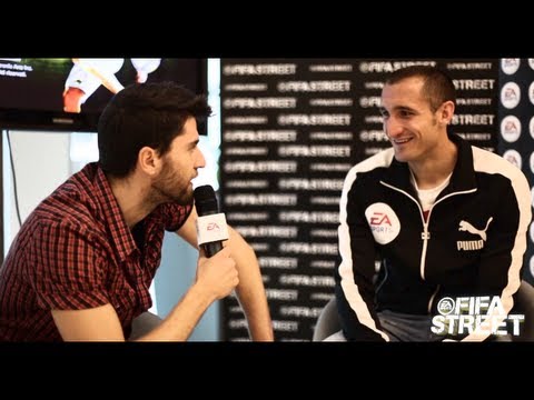 EA SPORTS Fifa Street 2012 - La community intervista Giorgio Chiellini