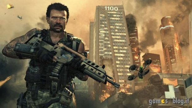 Call of Duty: Black Ops 2 - David Mason e i suoi robot combattono in foto