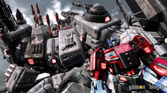 Transformers: La Caduta di Cybertron - immagini e video sul titanico Metroplex