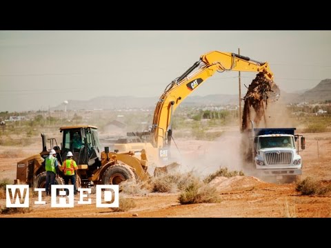 Excavating the Atari E.T. Video Game Burial Site Part 1-Game|Life-WIRED