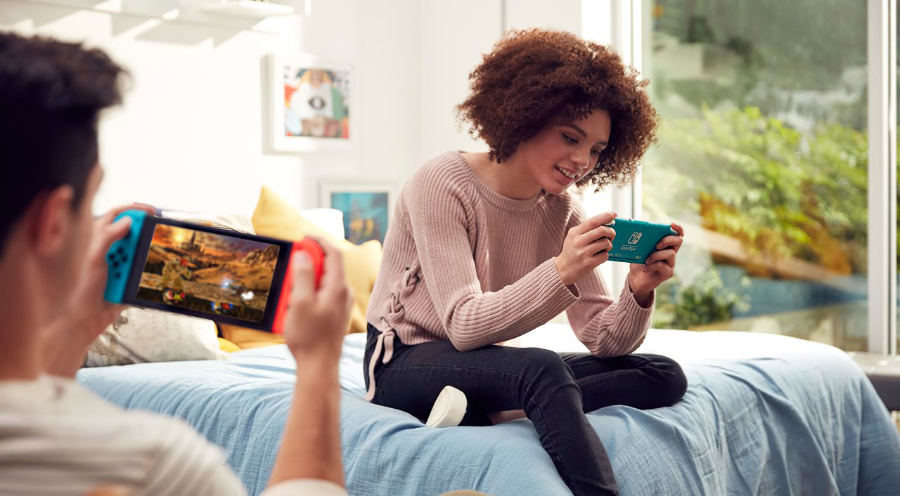 Nintendo Switch Lite sarà a prova di hack: nuova comparativa con la versione originaria